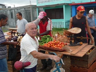 Kuba Baracoa Gemüsemarkt jeden Sonntag Morgen