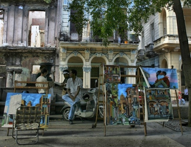 Kuba Reisen Kuntausstellung auf dem berühmten Prado Kuba Kunst Kuba Geschichte