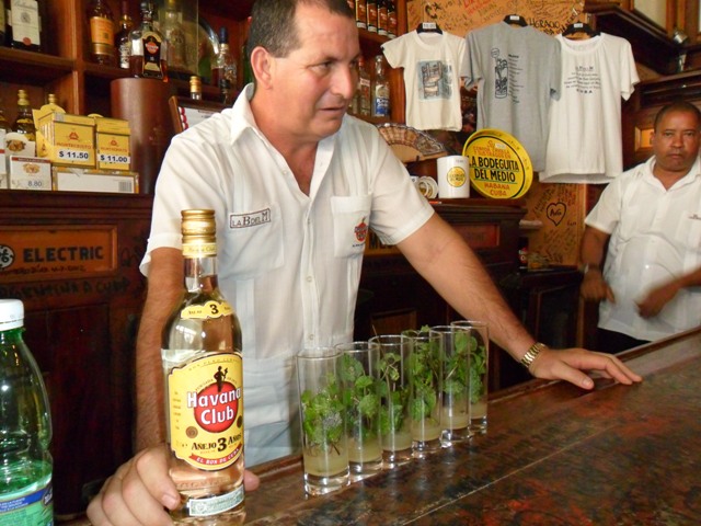 Kuba La Bodeguita del Medio in Havanna